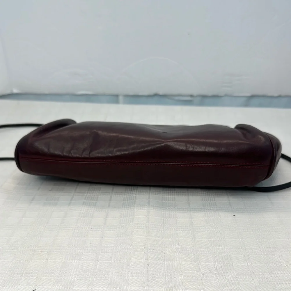 Salvatore Ferragamo Burgundy leather Shoulder Bag